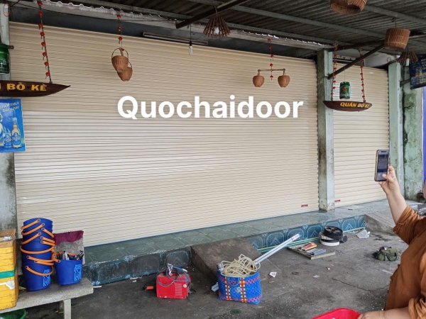 Công trình cửa cuốn Công nghệ Úc tấm liền tại Vĩnh Long